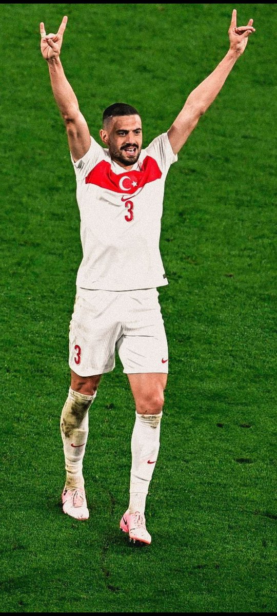 akcaridvan's tweet photo. #BeFairUEFA
🇹🇷🇹🇷🇹🇷🇹🇷🇹🇷 https://t.co/8cNZhaYxzI