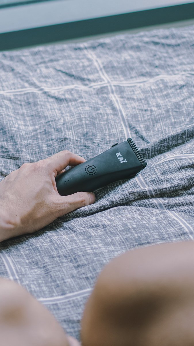 จะขนดกหรือขนน้อย ก็อย่าปล่อยให้ขนยาวเกินจนไม่เป็นระเบียบน้า~ เดี๋ยวมันติดลิ้น 😂😜 ถ้ามี Trimmer ดีๆ อย่าง <a href="/kaigrooming/">Kai Grooming</a> 🥚 ยิ่งดีเลย ✨ จะโกนให้เกลี้ยง หรือเล็มให้สั้นก็ทำได้หมด ไม่ระคายเคืองผิวแน่นอน

ตอนนี้ใกล้จะ 7.7 แล้ว ลองเข้าไปดูกันได้เลย 💓 s.shopee.co.th/20aoXXaGIR