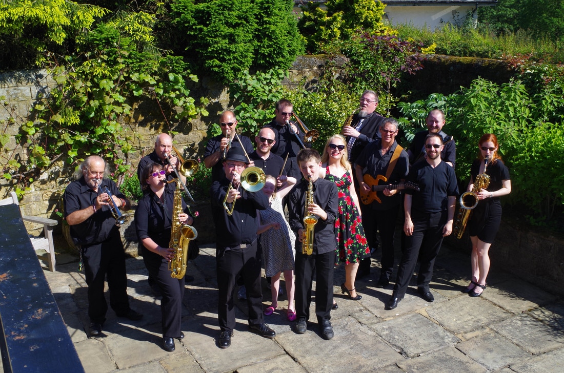 LeedsConcerts's tweet photo. Summer Bands in Leeds Parks continues this weekend!    

Concerts in Cross Gates, Horsforth, Bramhope, Wetherby, Beeston, Middleton, New Farnley and Farsley!    

Free admission, simply turn up and enjoy the music.           

View the concerts online➡️https://t.co/b3USDISrDz https://t.co/bZrhxxDMMg
