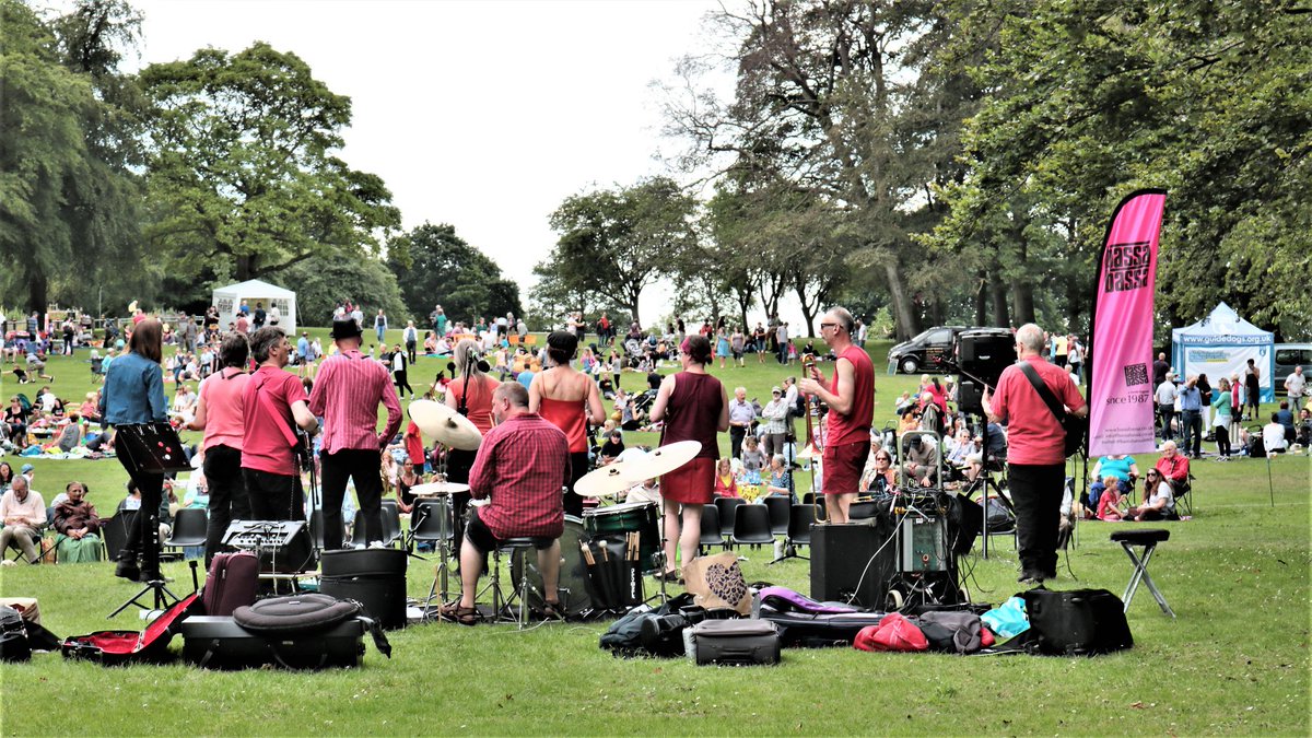Summer Bands in Leeds Parks continues this weekend!    

Concerts in Cross Gates, Horsforth, Bramhope, Wetherby, Beeston, Middleton, New Farnley and Farsley!    

Free admission, simply turn up and enjoy the music.           

View the concerts online➡️tiny.cc/SummerBands