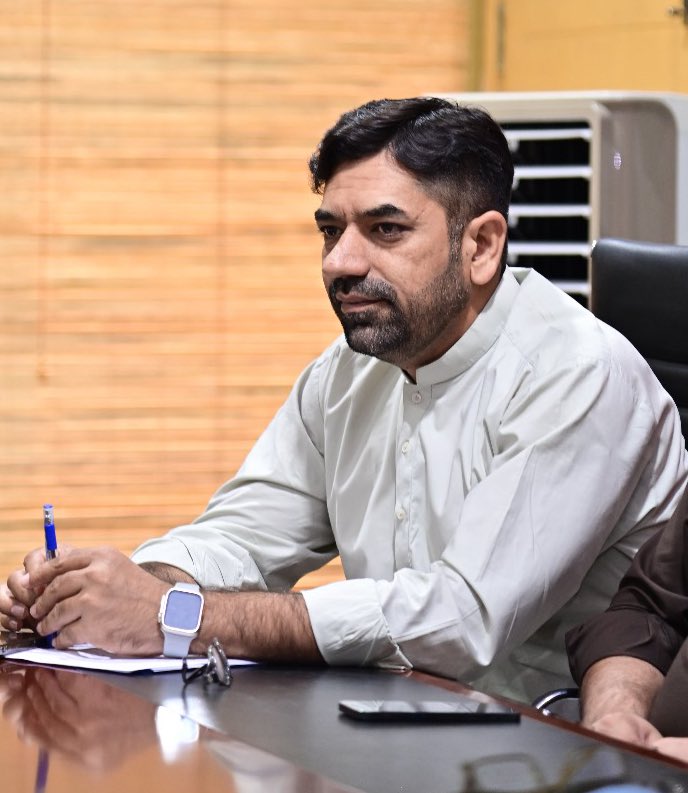 InsafPK's tweet photo. آج صبح پی ٹی آئی مرکزی میڈیا ڈیپارٹمنٹ کے سینئر رکن ملک رضوان احمد اور ان کے چھوٹے بھائی نعمان احمد کو اغواء کر لیا گیا یاد رہے اظہر مشوانی کے بھائیوں پروفیسر ظہور مشوانی اور مظہر مشوانی اور ڈاکٹر شہباز گل کے بھائی غلام شبیر کے اغواء کو مہینہ ہونے کو ہے تاحال ان کی بازیابی نہیں ہوئی