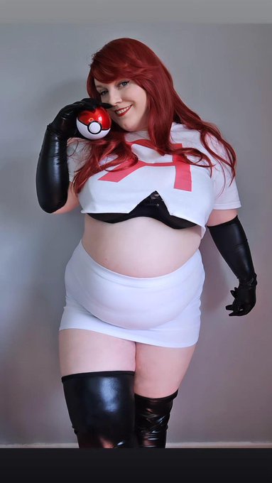 Prepare for trouble! Jessie from TeamRocket cosplay incoming ❤️ https://t.co/hqpfaLspkh<a href="/tag/mvsales"class="tags"><span>#mvsales</span></a>