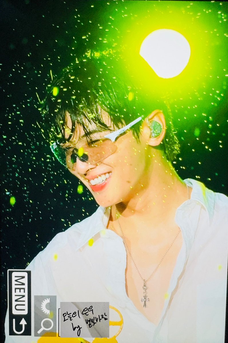 ChaEunwooINTL's tweet photo. HE IS THE ONE &amp; ONLY... THE CHA EUNWOO 🔥🔫

CHA EUNWOO AT WATERBOMB
#WATERBOMBxCHAEUNWOO #CHAEUNWOO #차은우 @CHAEUNWOO_offcl https://t.co/HOXhx9n5JD
