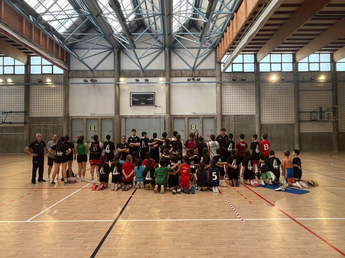 ADI4AKE's tweet photo. 2° SEMANA CAMPUS I4A🏀
Seguimos sumando experiencias, aprendizajes, aprender del error.
Desde I4A, sólo podemos daros las gracias por vuestra predisposición .
Seguimossss!!!;;;
#detalles
#gruposreducidos
https://t.co/wiSmklqKgD https://t.co/IanQa7fAel