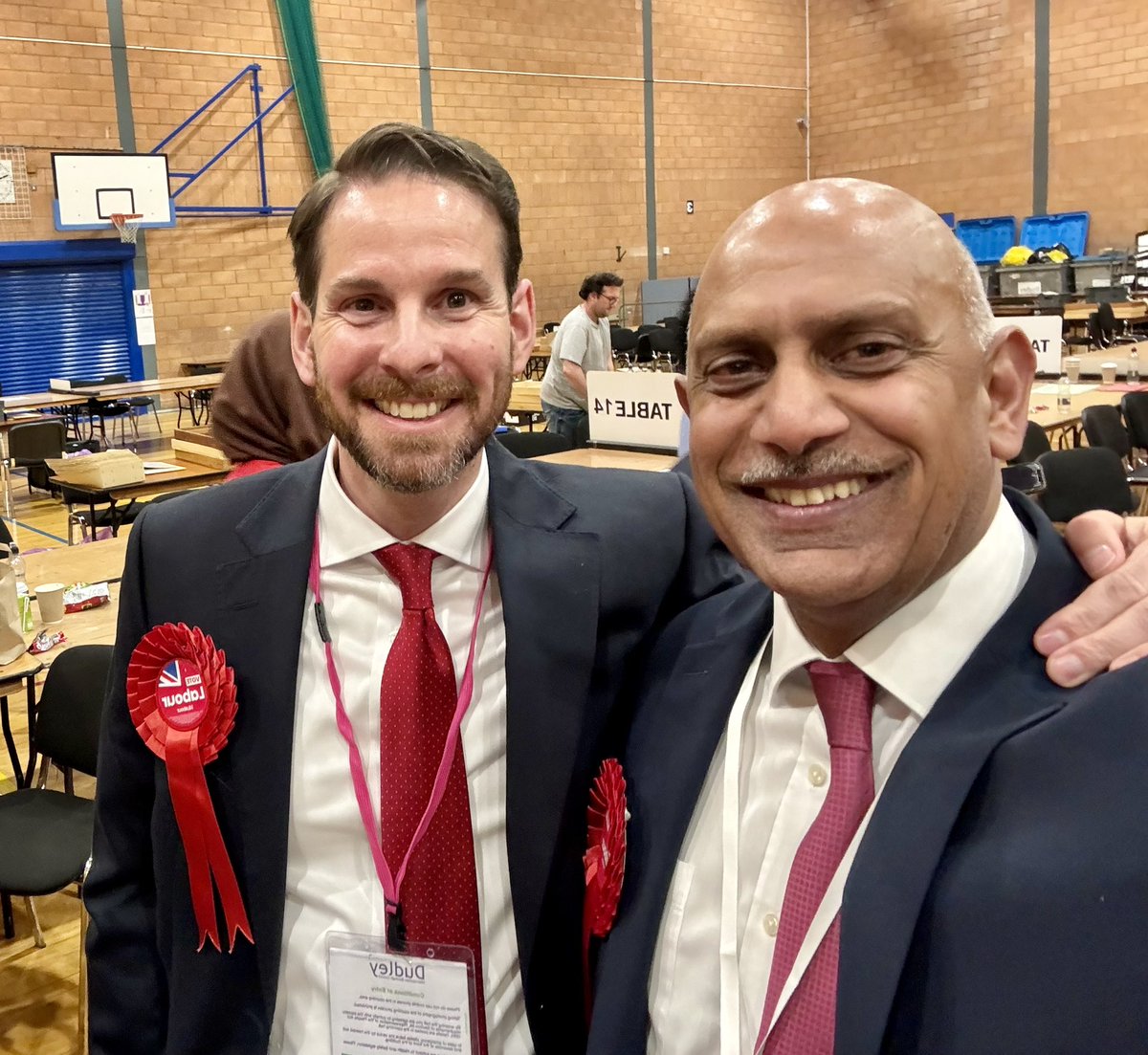 Congratulations to @AlexBallinger_ on being elected MP for Halesowen. Fantastic win <a href="/UKLabour/">The Labour Party</a> <a href="/WMLabour/">West Midlands Labour</a>