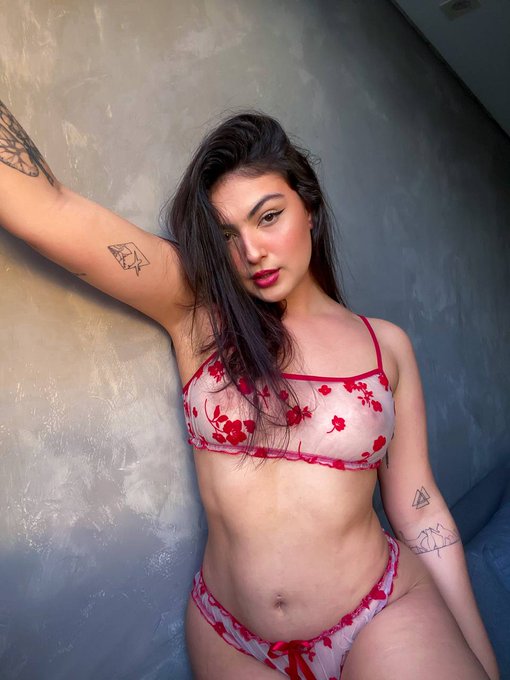 WOULD YOU PREFER A SAINT OR A SLUT ALL DAY? https://t.co/kEbiHDsQjd