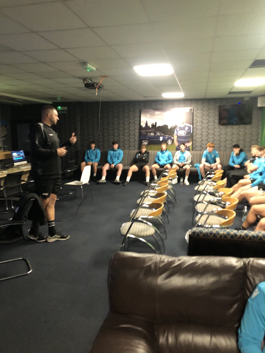 Cardiff_Pathway's tweet photo. Academy week 3 and great WRPA workshop with ⁦@CDDico⁩, quality integration ⁦@Cardiff_RFC⁩ and some top coaching including front 5 masterclass ⁦⁦@nickfish216⁩ https://t.co/DMLR6VOdj1