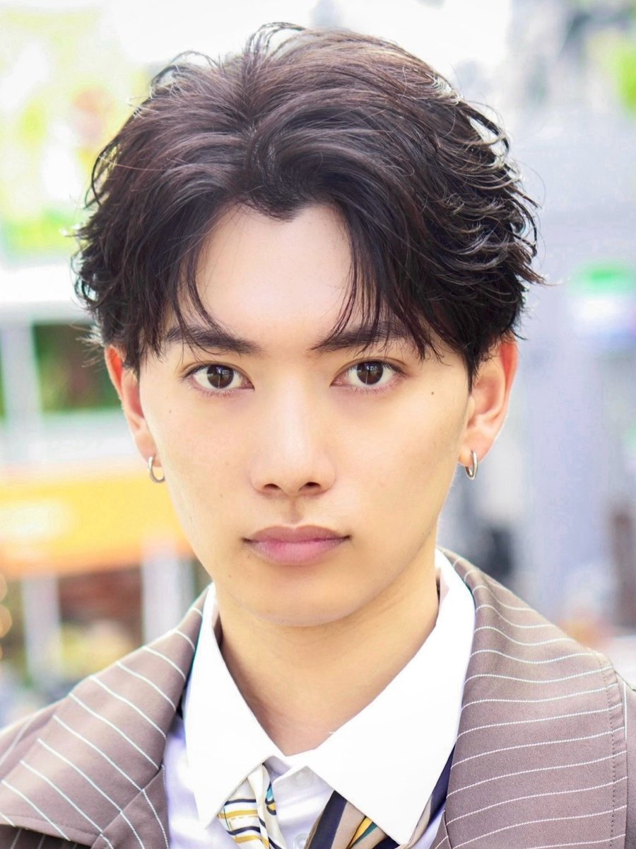 yuto576's tweet photo. かっこいいこの髪型😊 https://t.co/6Q0wj3aUKG
