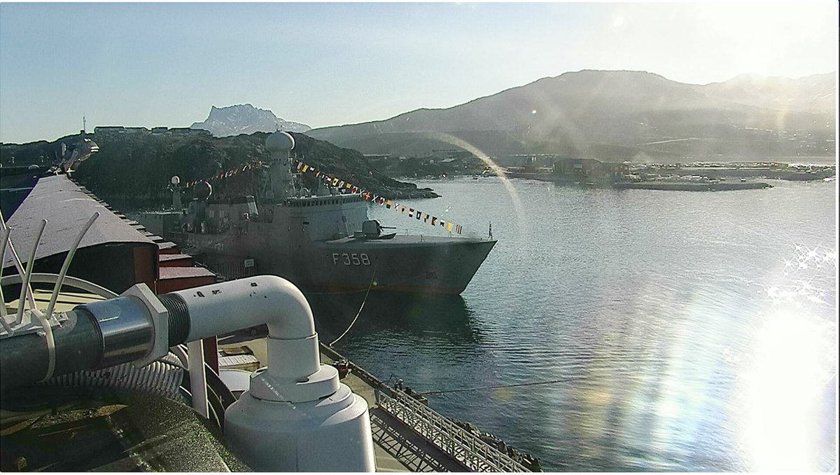 WarshipCam's tweet photo. Royal Danish Navy HDMS Triton (F358) Thetis-class frigate in Nuuk, Greenland - July 5, 2024 #hdmstriton #f358
SRC: webcam https://t.co/hKWeeSu71o