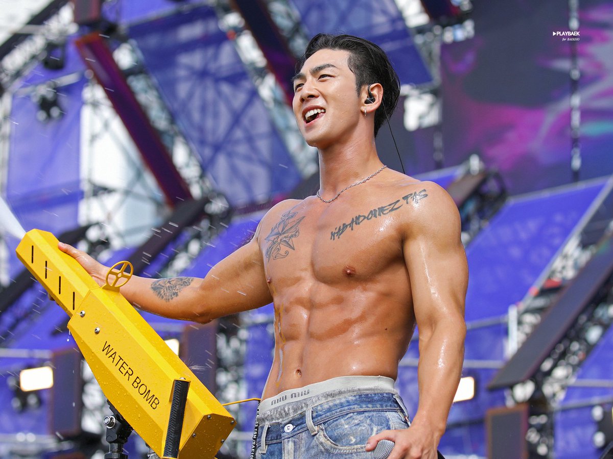PLAYBAEK_721's tweet photo. 240705 워터밤 서울 Waterbomb Seoul

#백호 #BAEKHO #강동호 #KANGDONGHO https://t.co/FiMWL2l9VR