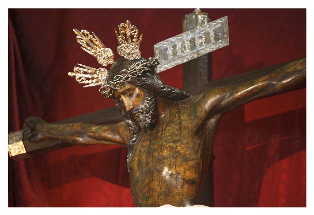 El próximo Sábado Santo celebraremos en nuestra ciudad un Santo Entierro Magno, en honor al patrono de Utrera, el Santo Cristo de Santiago.

Así lo ha anunciado esta mañana nuestro arzobispo, D. José Ángel Sainz Meneses.
Más detalles en veracruzdeutrera.org