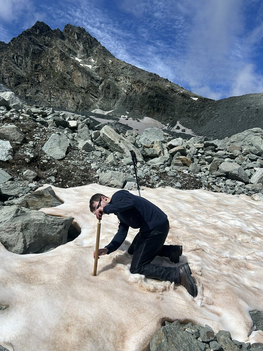 ProfPHaygarth's tweet image. It’s a wrap. A whole week teaching #LECAlpine @LancasterUni @LancsUniLEC in Arolla inspiring students and terrific colleagues @John_Quinton @HannahWalling98 Katie Miles @MarjoleinGevers