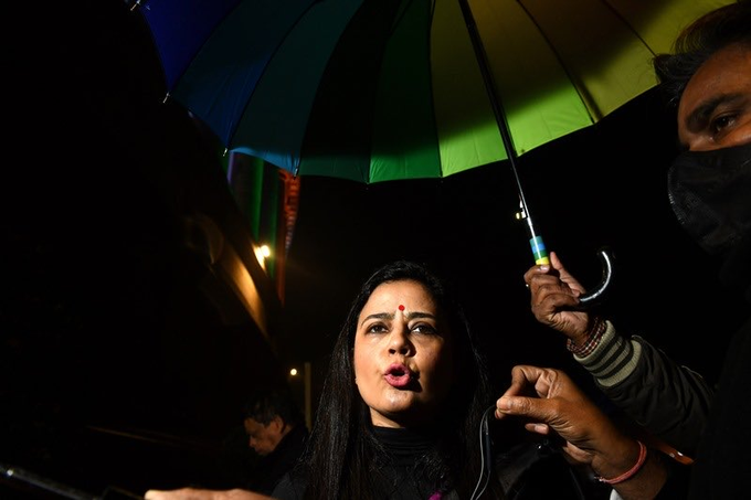 EquallifeIn's tweet photo. @MahuaMoitra @DelhiPolice Equality comes with more truth, less noise, more substance, and never being judgemental.

The loudest and crudest are generally on the wrong side of life.

Differently-abled people can teach "regular people" a few things too. https://t.co/DXpDtdDhbD