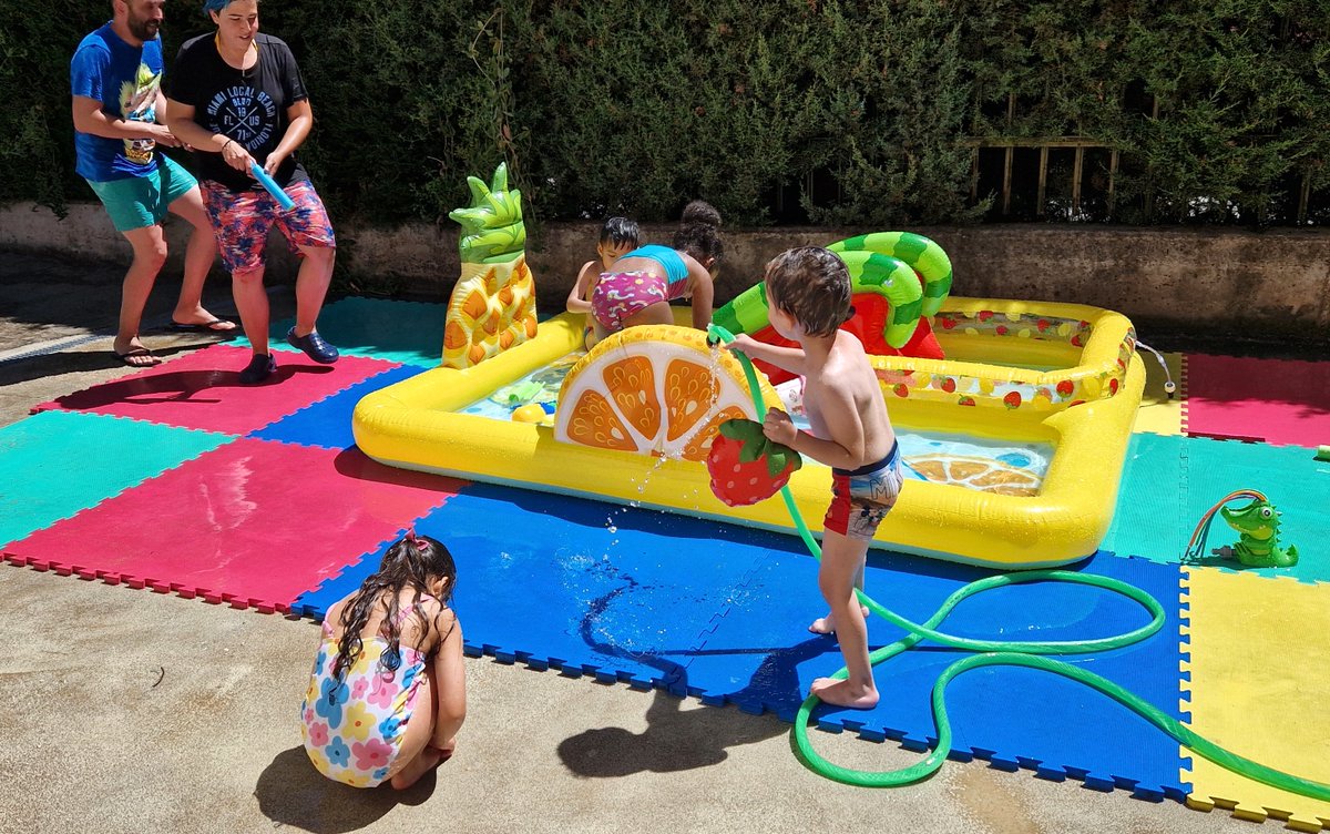 Plena Inclusión MAD (@plenamadrid) on Twitter photo 🏕️ ¡Estamos a tope con los campamentos de verano!
✅Es el caso de <a href="/ASPIMIP/">AS.PI.MIP.</a> que en julio facilita la conciliación a las familias.
👧👦Los niños y niñas con necesidades de apoyo disfrutan del verano con múltiples actividades, gracias al Plan Corresponsables de <a href="/IgualdadGob/">Ministerio de Igualdad</a>. 🏕️ ¡Estamos a tope con los campamentos de verano!
✅Es el caso de <a href="/ASPIMIP/">AS.PI.MIP.</a> que en julio facilita la conciliación a las familias.
👧👦Los niños y niñas con necesidades de apoyo disfrutan del verano con múltiples actividades, gracias al Plan Corresponsables de <a href="/IgualdadGob/">Ministerio de Igualdad</a>.