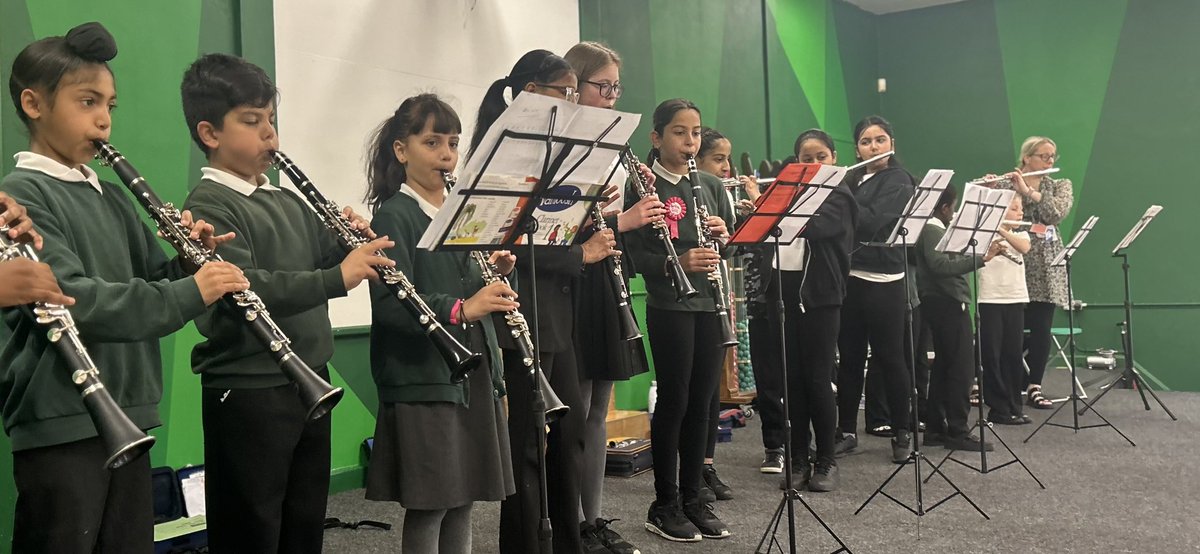 George Betts Primary (@george_betts) on Twitter photo We were treated to a stunning woodwind performance this morning! The children have practised so hard, and performed beautifully! ๐ต ๐ถ <a href="/SIPS_music/">SIPS Music (Sandwell)</a> <a href="/ElliotSchools/">Elliot Foundation</a> We were treated to a stunning woodwind performance this morning! The children have practised so hard, and performed beautifully! ๐ต ๐ถ <a href="/SIPS_music/">SIPS Music (Sandwell)</a> <a href="/ElliotSchools/">Elliot Foundation</a>