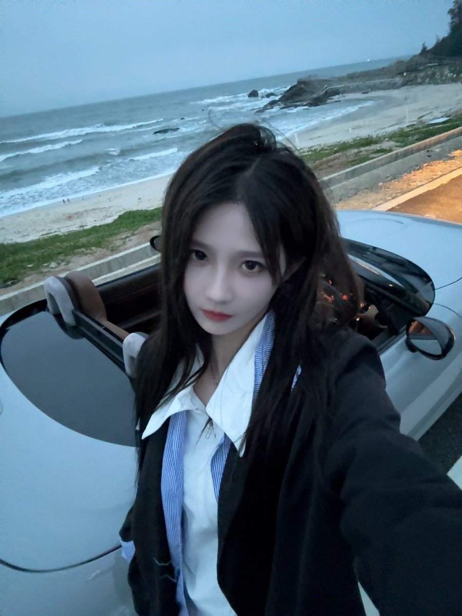 archivellf's tweet photo. 240625 || weibo update💌

#LiuLifei #刘力菲 #GNZ48 https://t.co/YwUXs539CC