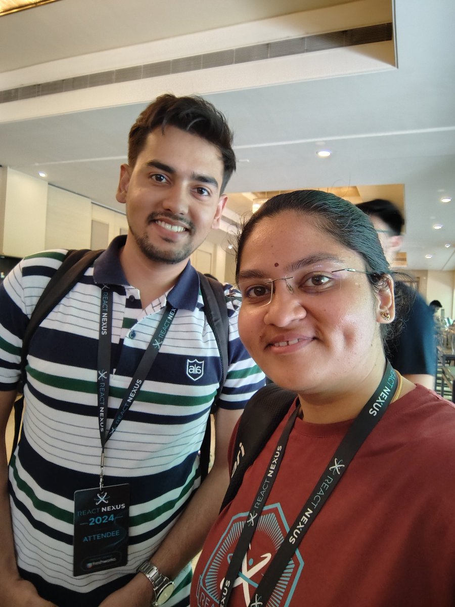 supminn's tweet image. Selfie time with friends @ReactNexus 😎😁 

#ReactNexus2024