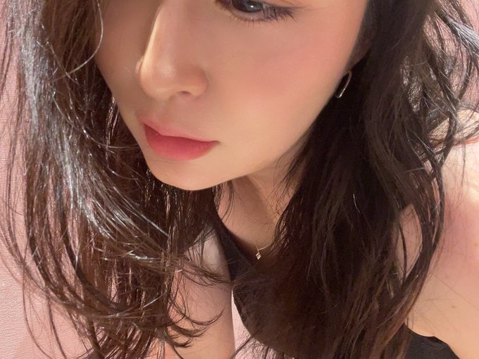 今日も暑いです 汗だくになりながら乱れたい https://t.co/kDE0PX8JzH<a href="/tag/%E4%BA%BA%E5%A6%BB"class="tags"><span>#人妻</span></a><a href="/tag/%E5%A4%8F%E3%83%90%E3%83%86"class="tags"><span>#夏バテ</span></a><a href="/tag/%E6%AC%B2%E6%B1%82%E4%B8%8D%E6%BA%80"class="tags"><span>#欲求不満</span></a>