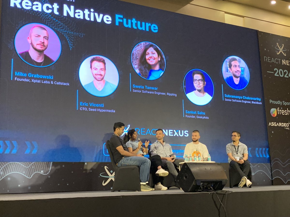 MenahiShayan's tweet image. To all those that critiqued React Native in its early days: RN is the flagship example of “Always bet on JS”. 

@grabbou @EricVicenti @SwetaTanwar @sanketsahu @chakrihacker #ReactNexus