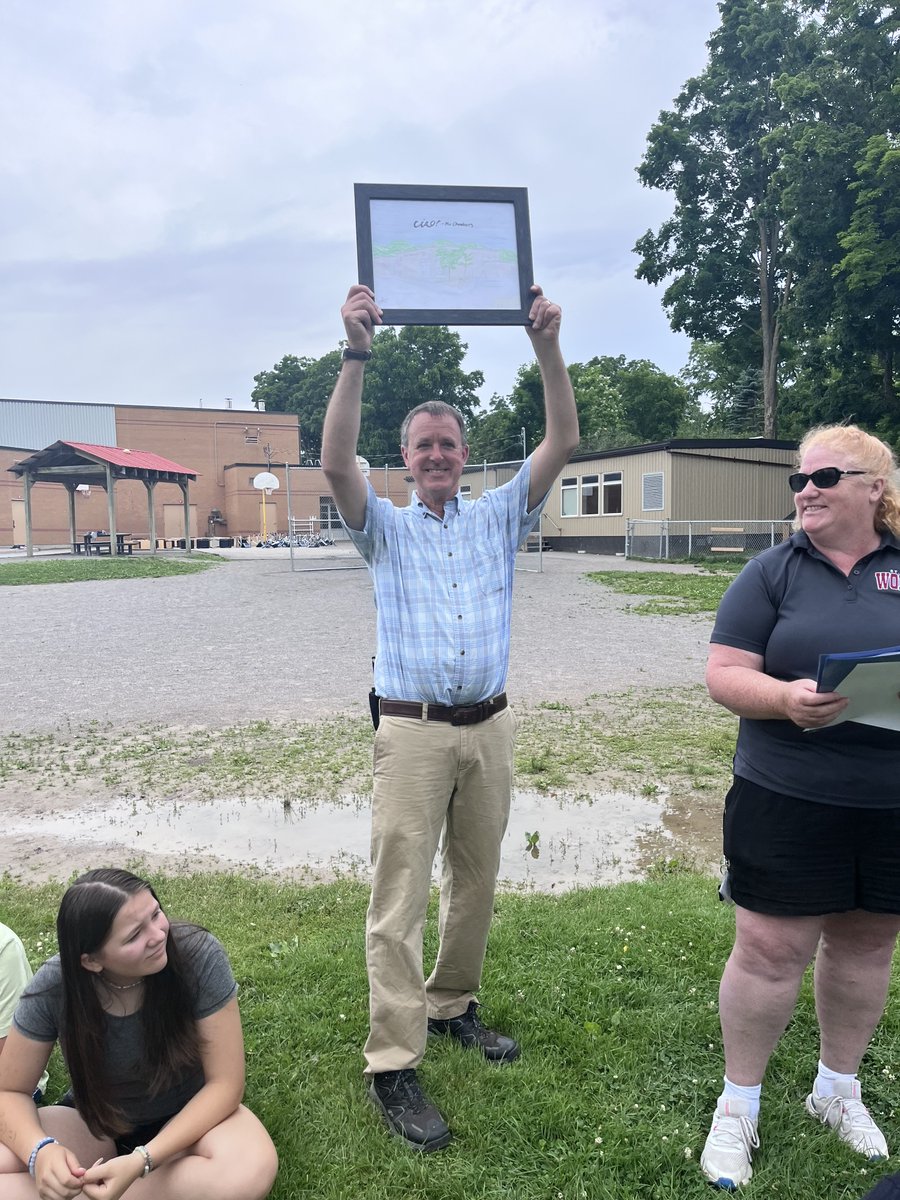 St. Paul Lakefield tweet media