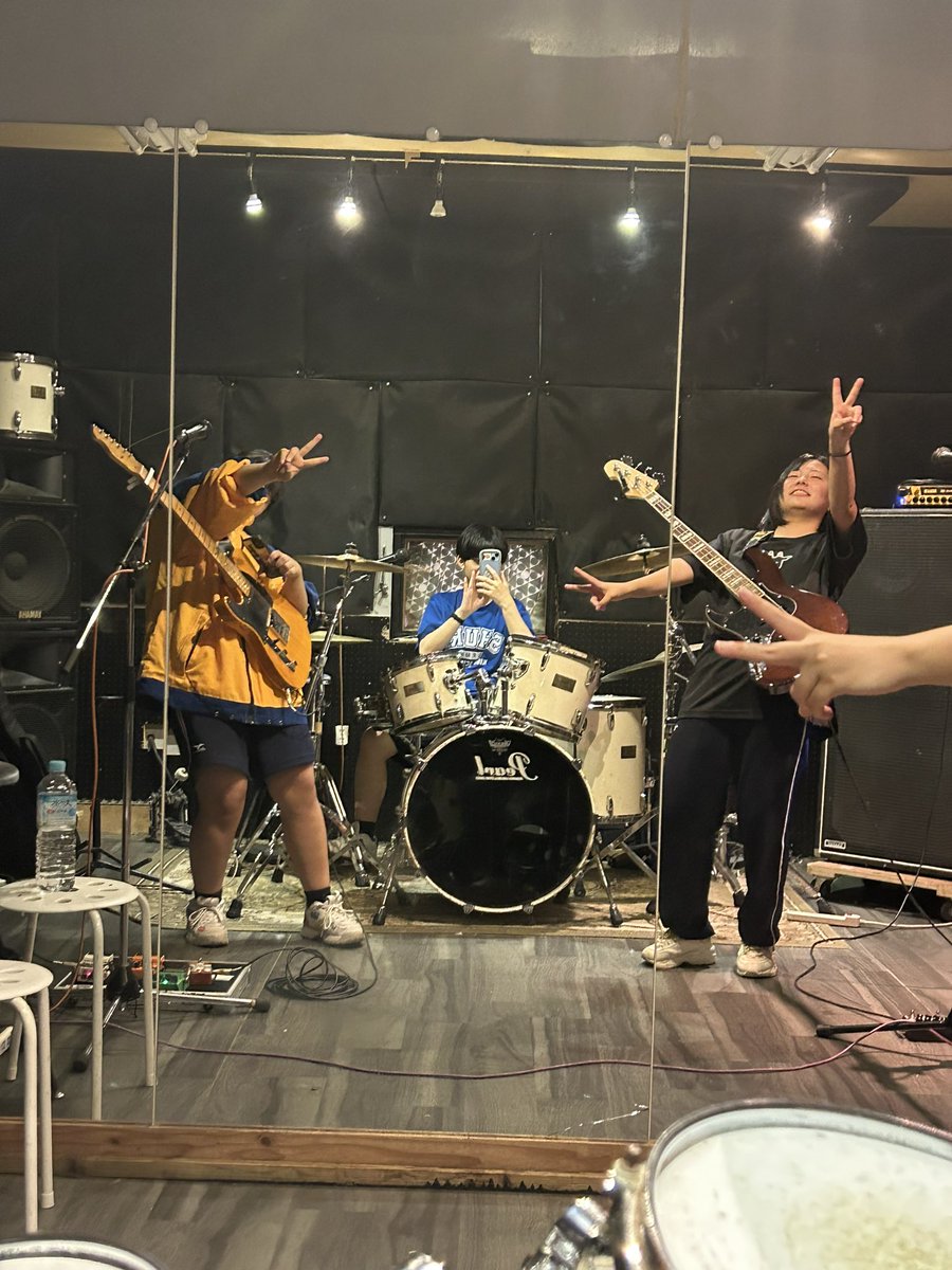 クロムレイリー tweet media