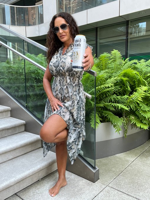 Elevate your hydration game with @LiquidDeath Mountain Water &ndash; where thirst meets its demise and eco-consciousness<a class="tags" target="_blank" title="On Twitter" href="/?out=eyJ0eXAiOiJKV1QiLCJhbGciOiJIUzUxMiJ9.eyJpYXQiOjE3MjI1MTMwOTgsImlzcyI6InR3cG9ybnN0YXJzLmNvbSIsIm5iZiI6MTcyMjUxMzA5OCwiZXhwIjoxNzU0MDQ5MDk4LCJyZWRpcmVjdF91cmwiOiJodHRwczovL3R3aXR0ZXIuY29tL0xpcXVpZERlYXRoIn0.MGdMNCPg99s2lRC6t_t7mirJtQszE68p3gI7KOcFo9kw6FnBR6EflrULzPFeP4kbxfYknfN3bdYzZjjhNoz31g">@LiquidDeath</a><a href="/tag/liquiddeath"class="tags"><span>#liquiddeath</span></a><a href="/tag/deathtoplastic"class="tags"><span>#deathtoplastic</span></a><a href="/tag/murderyourthirs"class="tags"><span>#murderyourthirs</span></a>