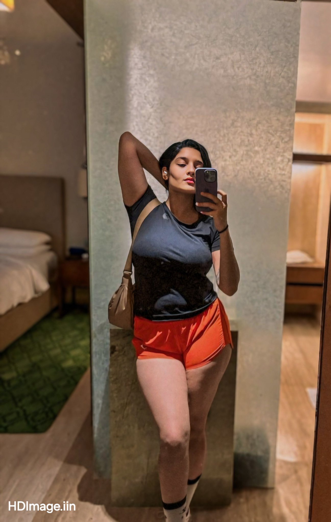 GRuZKOzWEAACIVR?format=jpg&name=large