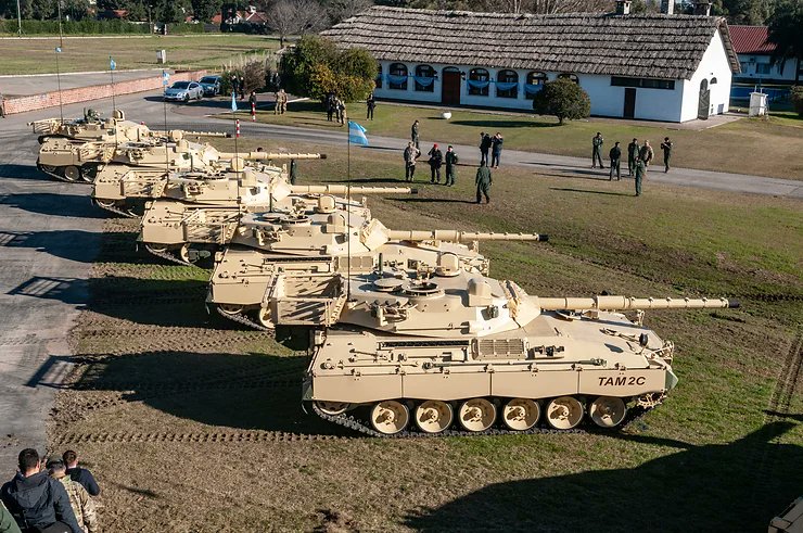 PucaraD's tweet image. El Ejército Argentino recibe los primeros TAM 2CA2 #TAM #ejercitoarg @Ejercito_Arg 
pucara.org/post/el-ej%C3%…