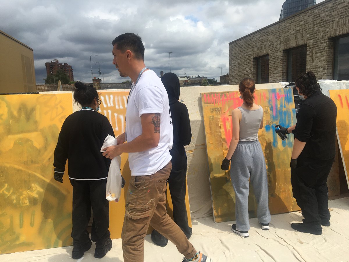 artcurriculum's tweet photo. @chelseaacademy Work experience creative industries urban art live! https://t.co/3Qpsn5fscm