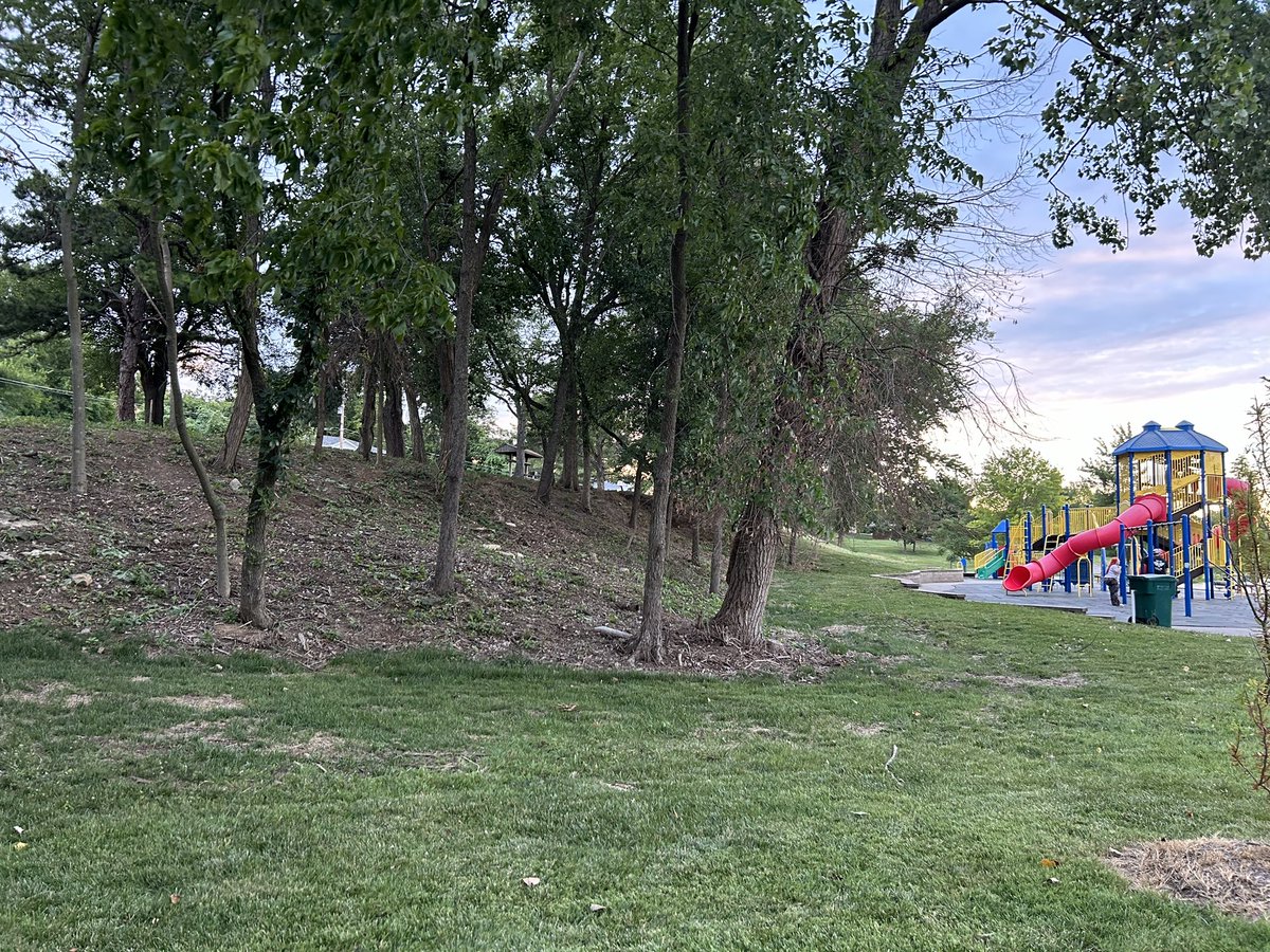StarnesMelody's tweet photo. @jcparks_rec Huge shout out for all of your hard work this summer making our spaces safe AND beautiful! Thank you! https://t.co/iRz4yheoJi