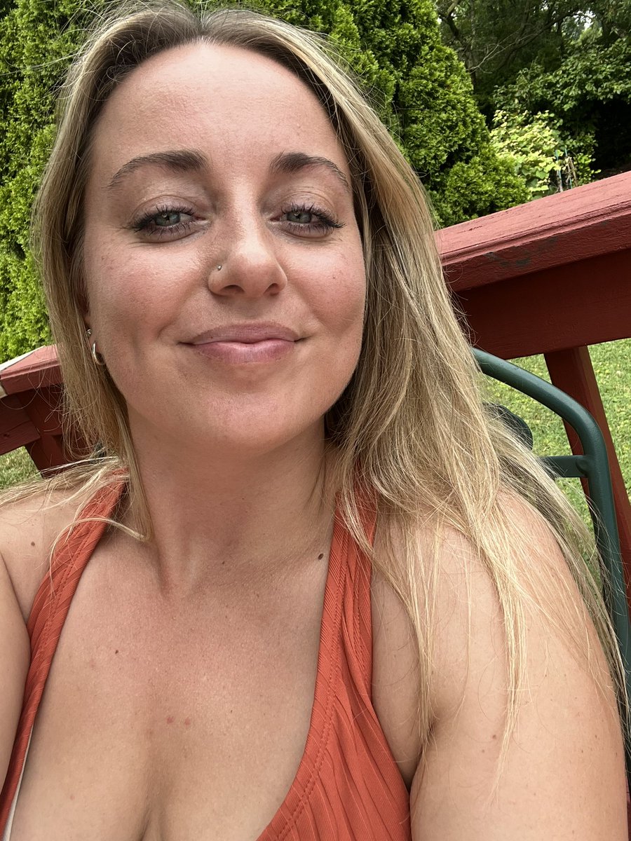 Anna Marie tweet media