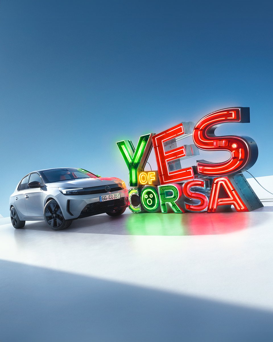 Opel's tweet image. Are you fully charged for todays quarter-finals? #YesOfCorsa ⚽ let’s kick it off. #PORFRA 

❤️ = Team Portugal | 👍 Team France