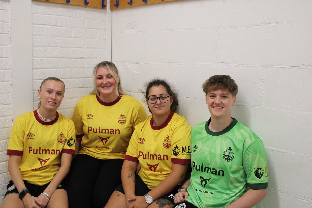 SSFCWomen's tweet photo. That new kit feeling! 🟡🔴

#SSFC #AlwaysReady https://t.co/s8jWwNUwR8