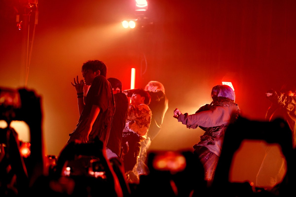 ONE OR EIGHT tweet media