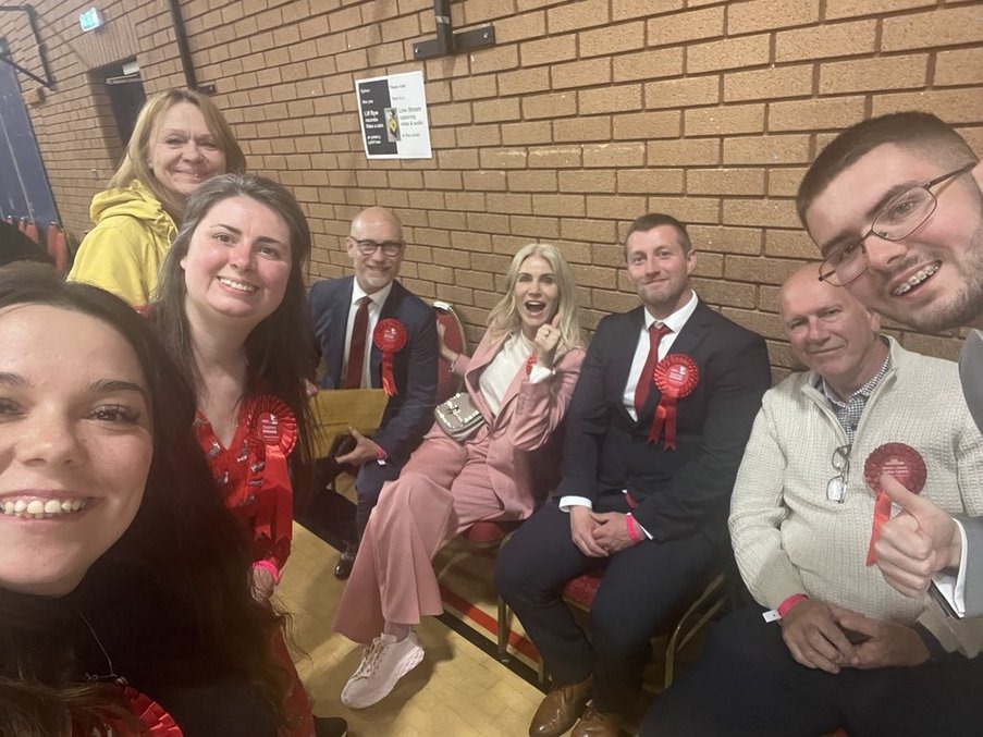 Team count at #Aberavonmaesteg. A great night and amazing to be involved on the doorstep and through the night with <a href="/SKinnock/">Stephen Kinnock</a>  <a href="/DavidReesMS/">David Rees MS</a> <a href="/HelleThorning_S/">Helle Thorning S</a> <a href="/DanWill29963304/">Dan Williams</a> @CllrStephanieG and the rest of the team 

#LabourParty