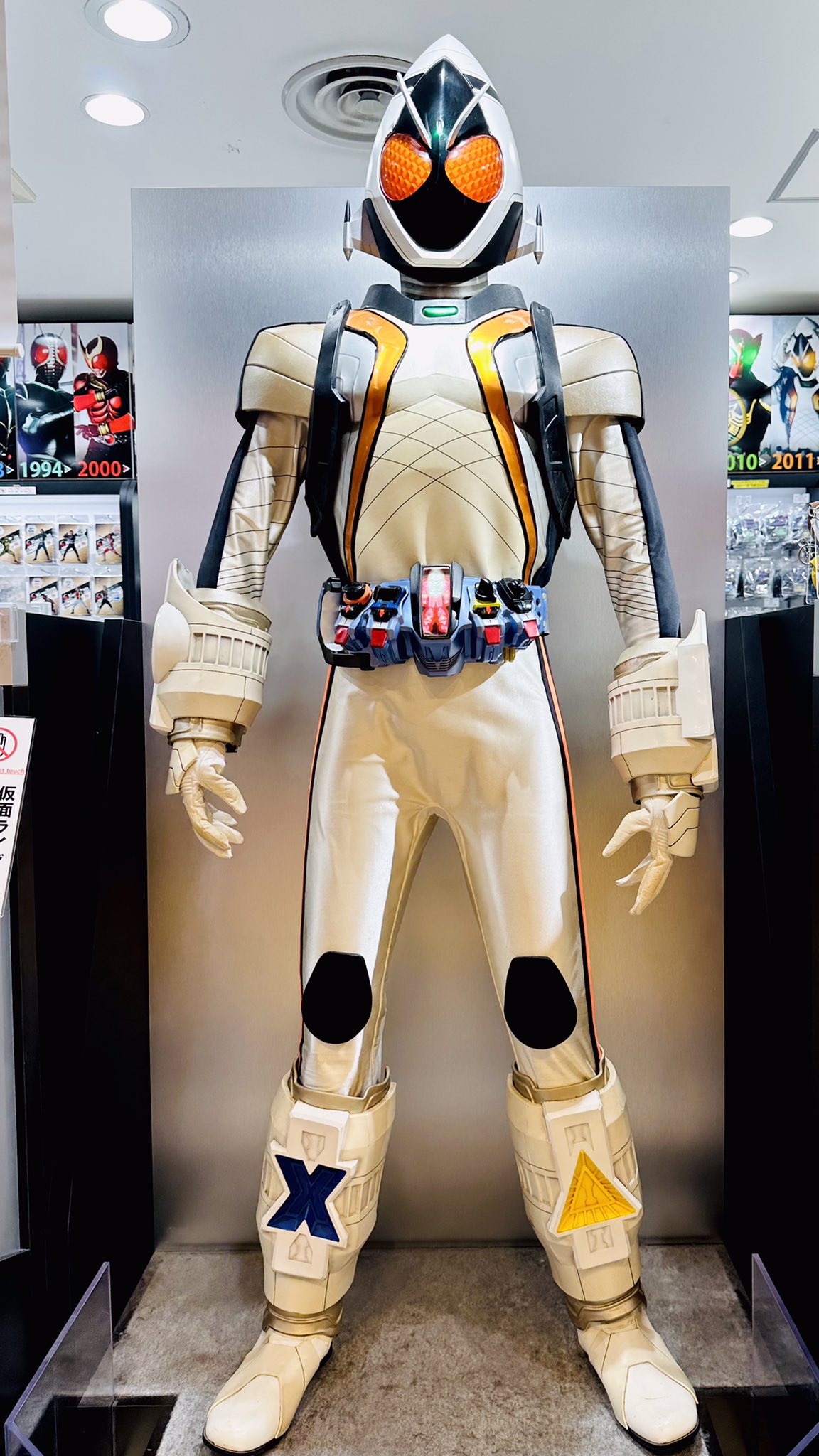 仮面ライダーフォーゼーー等身大カスタムスーツ（塗装済み完成品／オーダーメイド可） 仮面ライダーストア on X: 