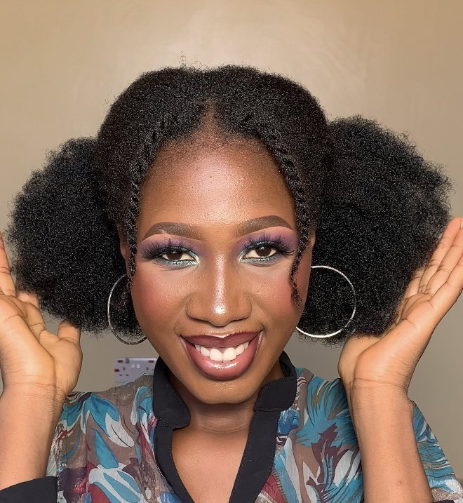 CAjijelek's tweet photo. No be everytime, high puff 😆 try other styles sometimes. 
👇🏾👇🏾click here to watch how I did them👇🏾👇🏾
https://t.co/rS4tZOfMe2 https://t.co/8tKsLtailf