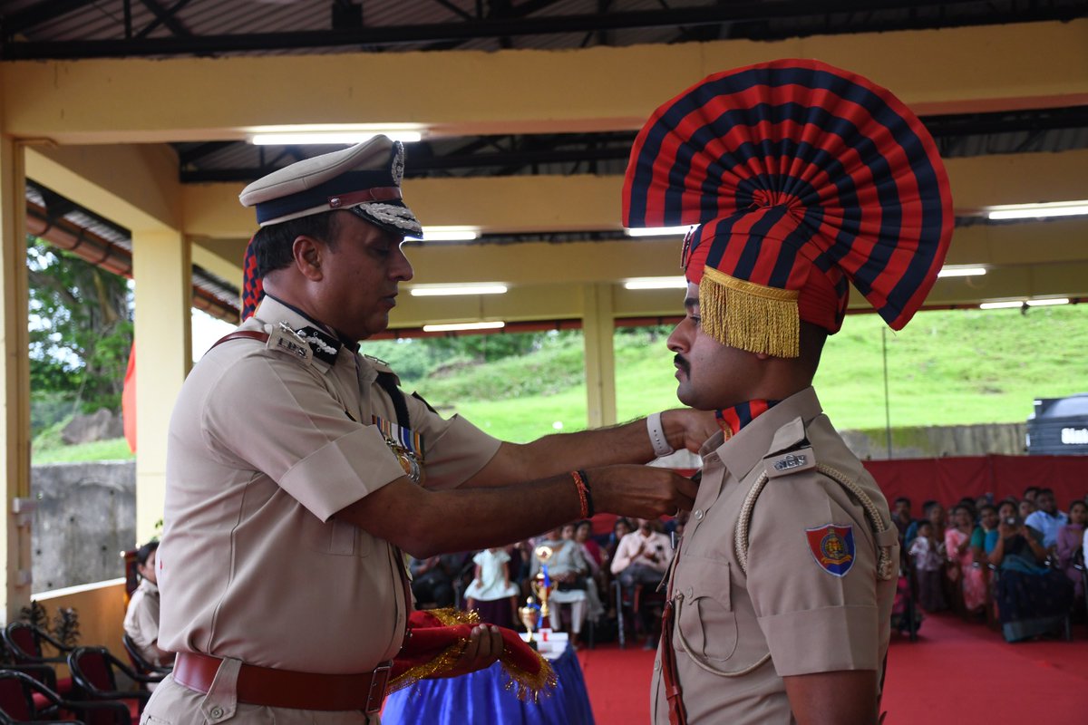 Shri. Devesh Chandra Srivastva, IPS, Director General of Police, A &amp; N Islands presided over the Oath Taking Ceremony of Trade Trainees of PMF (12), Band Unit (10), Police Radio (17), Fire &amp; Emergency Services (02) and PMT (13) of Andaman &amp; Nicobar Police held at Police Training