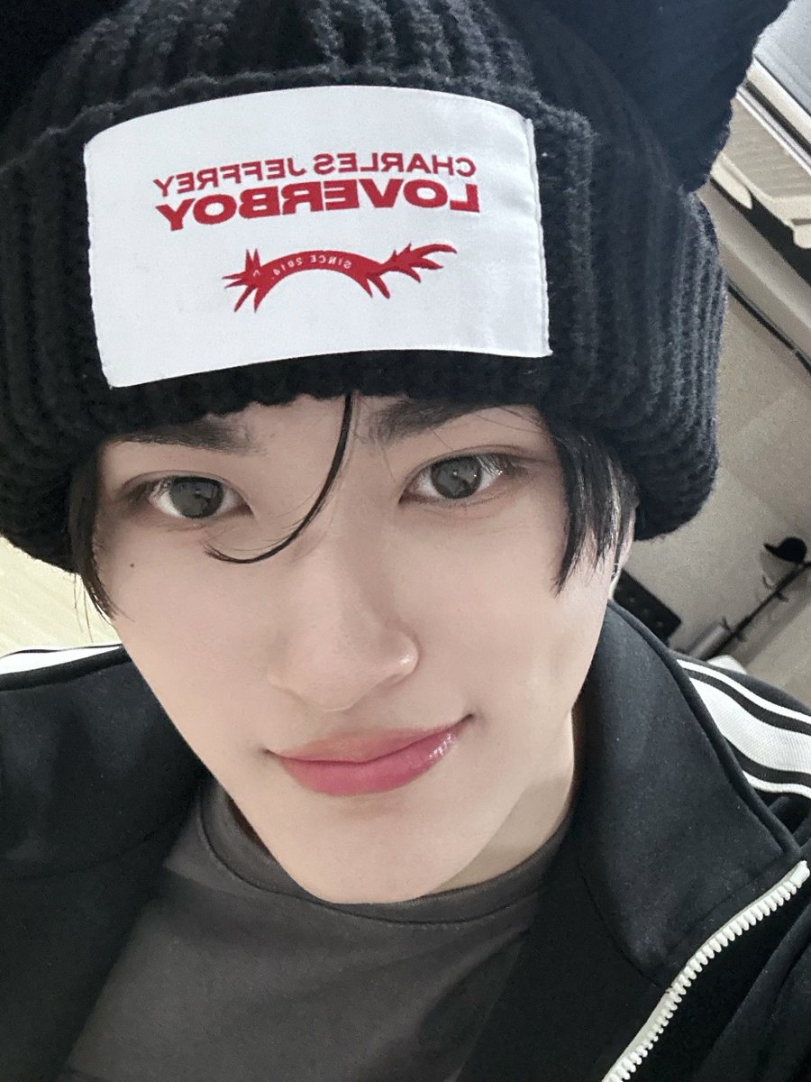 XODIAC_MEMBERS's tweet photo. [#리오] 

Black cat🖤🖤

#XODIAC #소디엑 #LEO #리오 https://t.co/Mv7PPXXQLi