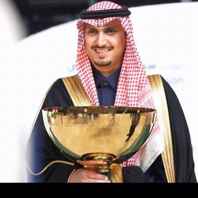 عايش البطي tweet media