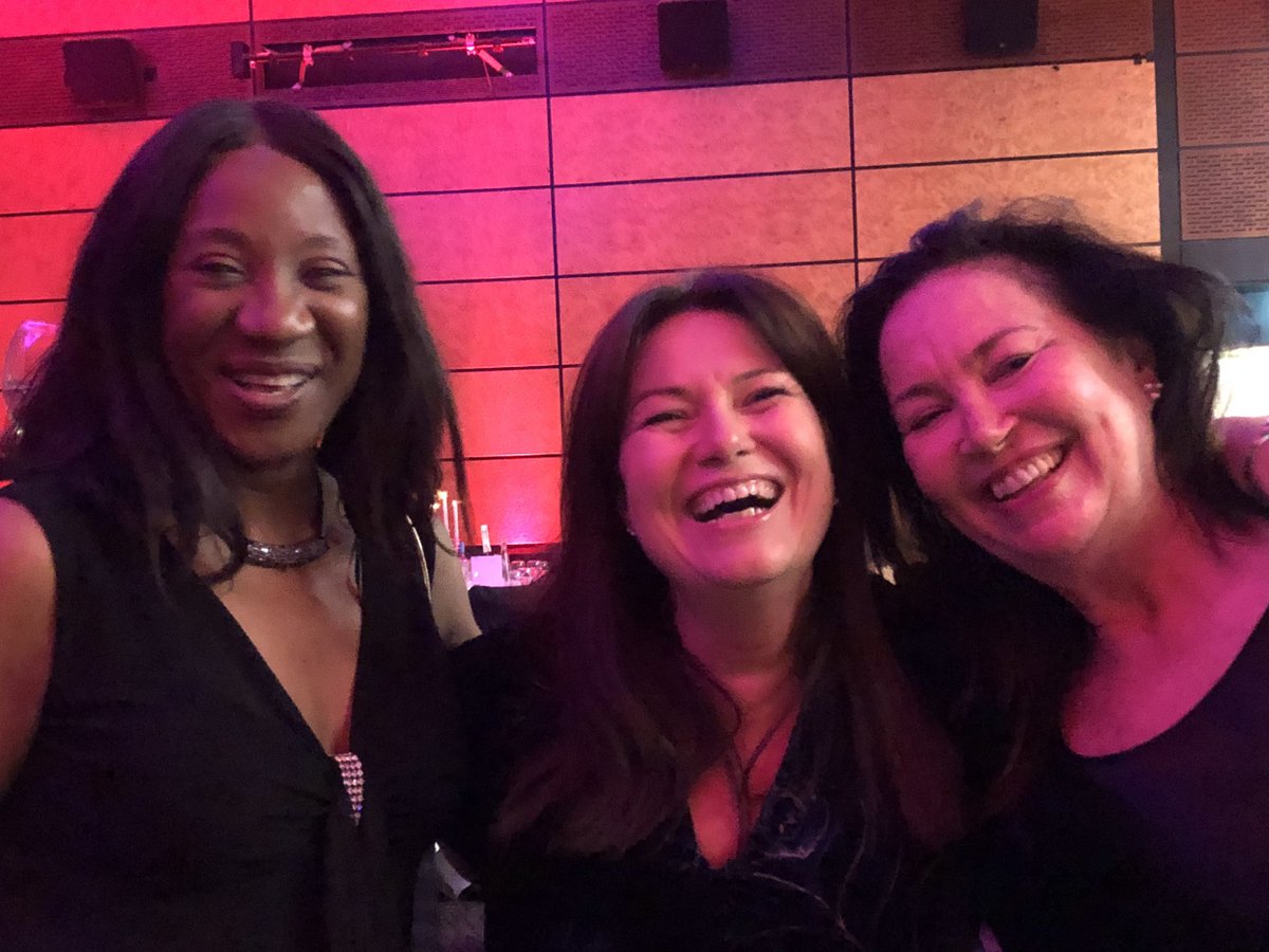 Well that was a lot of fun! Brilliant night @cwa Daggers 🗡️ last night. Not enough pics but here’s a few <a href="/JeanCBriggs/">JC Briggs</a> <a href="/FionaVeitchSmit/">Fiona Veitch Smith</a> <a href="/amandalees/">Amanda Lees</a> <a href="/tony_white_/">Tony White</a> <a href="/AntonyJohnston/">Antony Johnston (@antonyjohnston elsewhere, too)</a> <a href="/SOnithewriter/">Stella Oni</a>