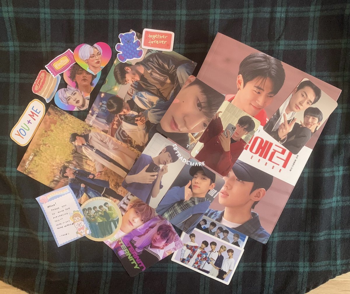 ™️💌: #sbTMail ˚⁎⁺˳✧༚

my semantic error photo essay got to me safely! it was packed REALLY securely,, as in there's no way this wouldnt arrive spotless. the freebies are also veryyy generous 🫶🫶 thank u sm for the smooth transac!!! (over a week late post 😅)

⇒ <a href="/sadboijams/">vince ☆</a>