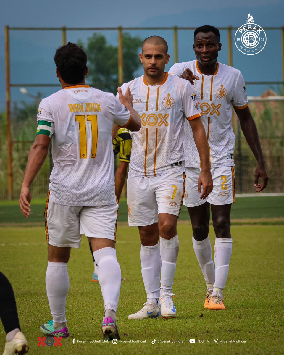 perakfcofficial's tweet photo. 𝗣𝗘𝗥𝗟𝗔𝗪𝗔𝗡𝗔𝗡 𝗣𝗘𝗥𝗦𝗔𝗛𝗔𝗕𝗔𝗧𝗔𝗡

PERAK FC (4) - (1) Manjung City FC
⚽️ Clayton Silveira
⚽️ Clayton Silveira
⚽️ Lee Tae Min
⚽️ Alif Zikri 

🤍💛🖤

#PerakFC
#KejorYobKejor
#ONEXOX
#XOXMALAYSIA
#RiseAsOne
#CheetahMY
#CheetahMalaysia
#CheetahApparel https://t.co/YeUxS3Lg1X