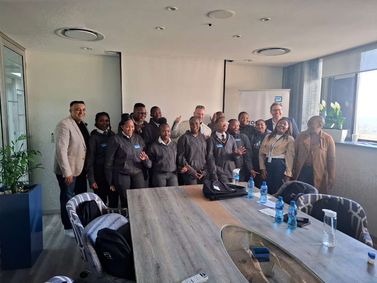 Our future Molecular Scientists on the roll. The last group of the PROTEC / Abbott learner excellence group at the Abbott Job Shadowing week.