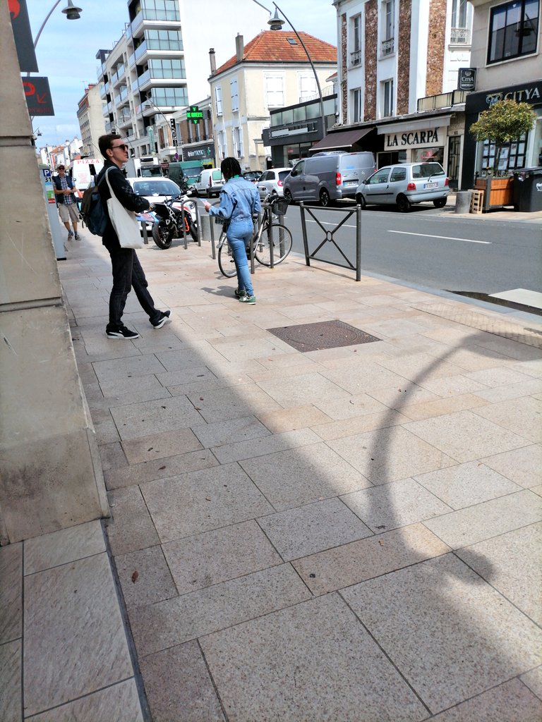 GabrielDurandRN's tweet photo. Ce matin, avec @RNational94_Off
, tractage/boîtage à #LePerreuxSurMarne.

➡️ Beaucoup d'électeurs qui ont voté pour le @RNational_off au 1er tour le referont au 2nd, beaucoup de sourires qui font du bien en ce moment.

#circo9405 #legislatives2024    #BardellaPremierMinistre https://t.co/CoJsp9acxJ