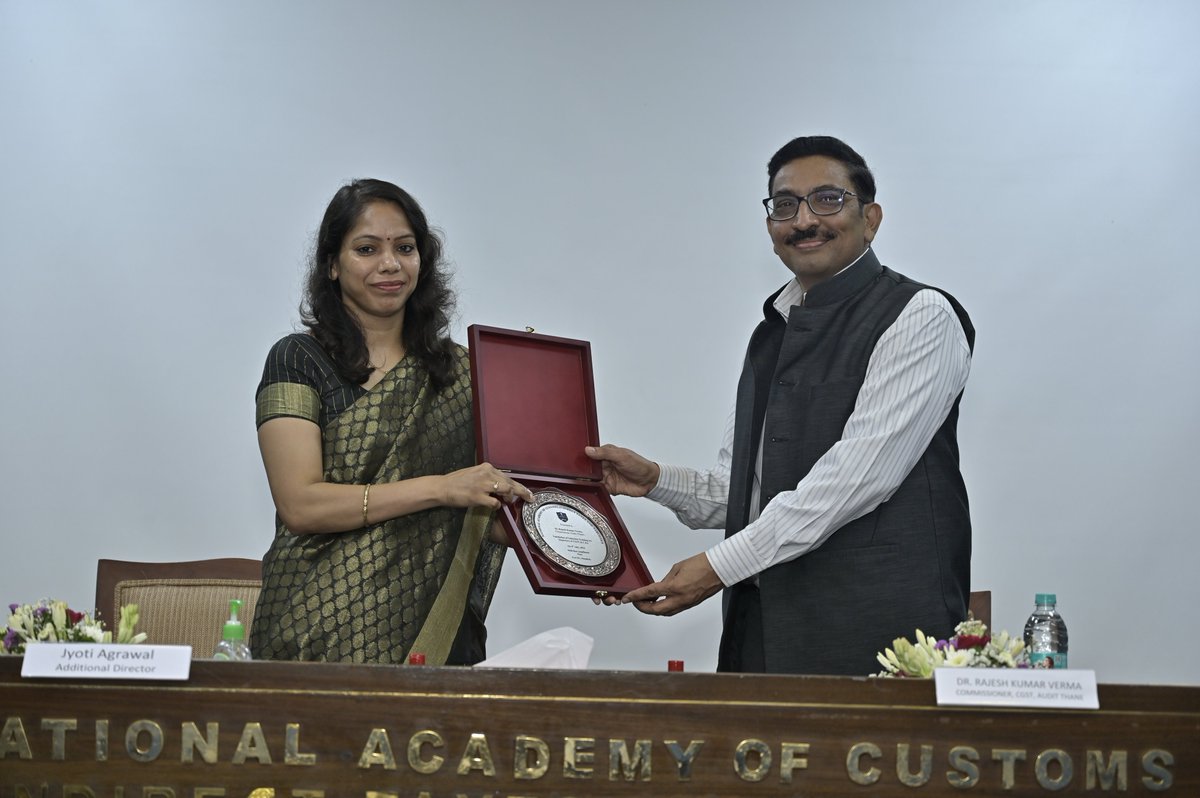 nacincbic's tweet photo. NACIN Mumbai organized Valedictory ceremony on 05.07.2024 on completion of 12 weeks Classroom Training as a part of Induction Training of Inspectors (CGST) (Batch-2). Dr. Rajesh Kumar Verma, Commissioner, CGST, Audit Thane, graced the occasion as a Chief Guest and  addressed the trainee officers and enriched them with his words of wisdom. On this occasion, medals and certificates were given to the winners and runner up of Indoor sports competition, best trainee officers (Male and Female) and winner of Movie Quiz, held during Induction Training by the Chief Guest.