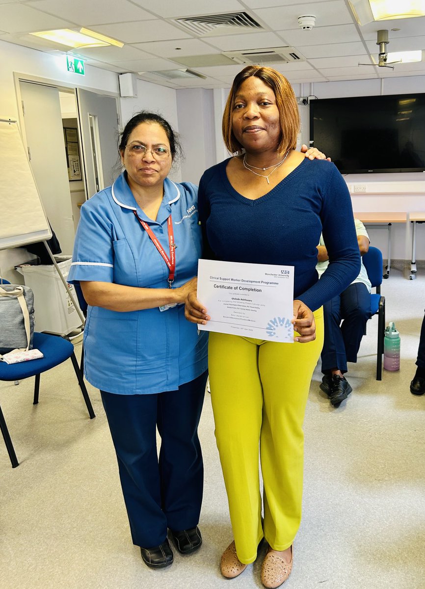 shailaja-joseph (@josephshailaja) on Twitter photo A very proud moment in the EOC team, 👏Ololade has completed phase 2 successfully & enrolled in Band3! Well done✋<a href="/sarahmriquality/">Sarah Manson</a> <a href="/CatherineAllen2/">Cathy Allen</a> <a href="/dawnpike20/">Dawn Pike (RN)</a> A very proud moment in the EOC team, 👏Ololade has completed phase 2 successfully & enrolled in Band3! Well done✋<a href="/sarahmriquality/">Sarah Manson</a> <a href="/CatherineAllen2/">Cathy Allen</a> <a href="/dawnpike20/">Dawn Pike (RN)</a>
