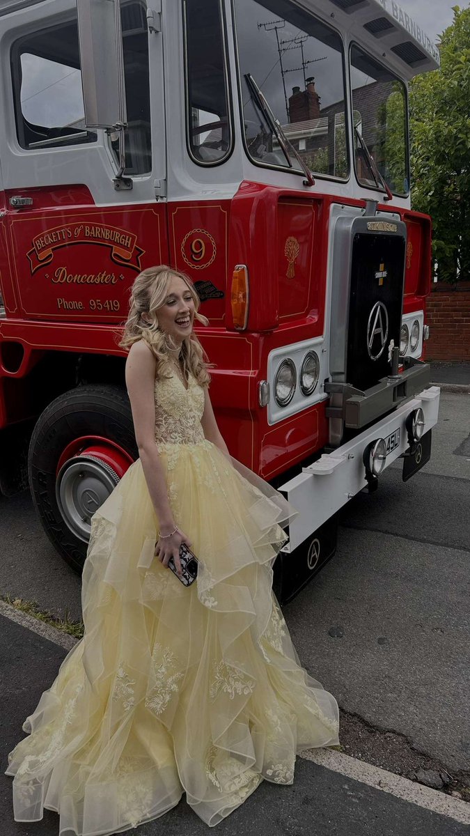 s64miller's tweet photo. prom 2024🪩❤️

felt like a true princess, thank you to everyone who made it so special👑💞 https://t.co/QjBFnWcma8
