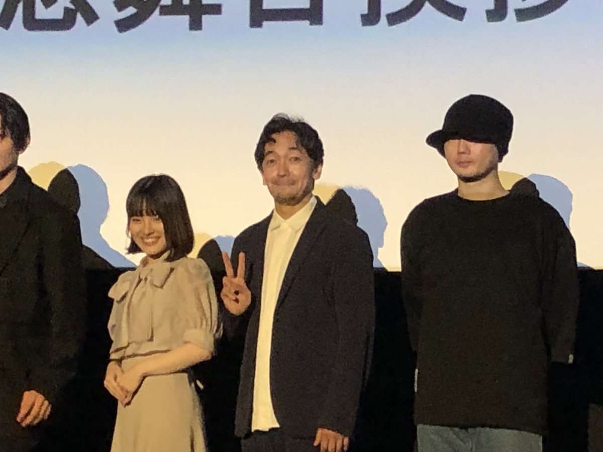 映画 #ペテン狂騒曲 を池袋のHUMAXにて鑑賞。ほぼ下調べをしないで行ったけれど、怪しい雰囲気から始まりタイトルに相応しい緊迫感のあるシーンが連続し、最後には…ね!ニンマリしちゃった。思わず照明が点いてから拍手したら皆さんノッてくださった👏映画館で観て大満足です…!