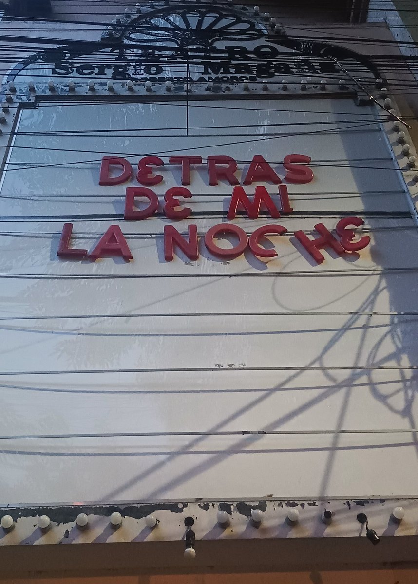 Gracias Infinitas <a href="/artes_promo/">Promo_Artes Oficial</a> por permitirme disfrutar #DetrasDeMiLaNoche una obra bella  y conmovedora, No se la pierdan en el mágico #TeatroSergioMagana Felicitaciones <a href="/TeatrosCdMexico/">Teatros Ciudad de México</a> <a href="/DetrasLaNoche/">Detrás de Mí La Noche</a>  gran trabajo técnico <a href="/Rob_Paredes_/">Roberto Paredes</a> y enorme ACTRIZ <a href="/verolanger/">Veronica Langer</a> 🇲🇽🎭✨👏🏾👏🏾👏🏾